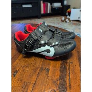 EUC Peloton cycling bike shoes with look delta cleats EU 40 US women's 9